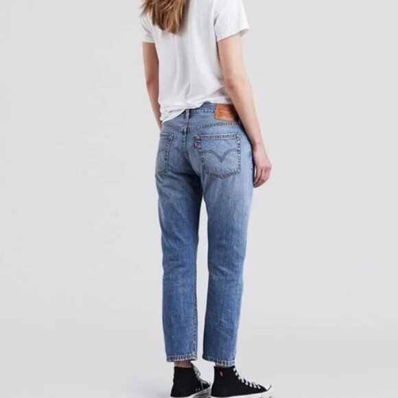 Levi's 501 Original Fit Ripped Women's Jeans - Size 29 x 32 - Picture 1 of 11